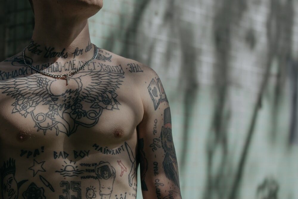 This Portland Tattoo Artist Is Making a Case for Retro Ink  Geometric  tattoo Minimalist tattoo Tattoos